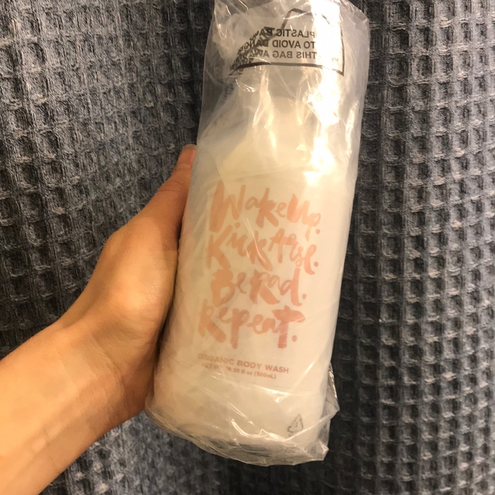 🆕NWT Babe Australia Organic “Be Rad” Body Wash - Picture 4 of 6